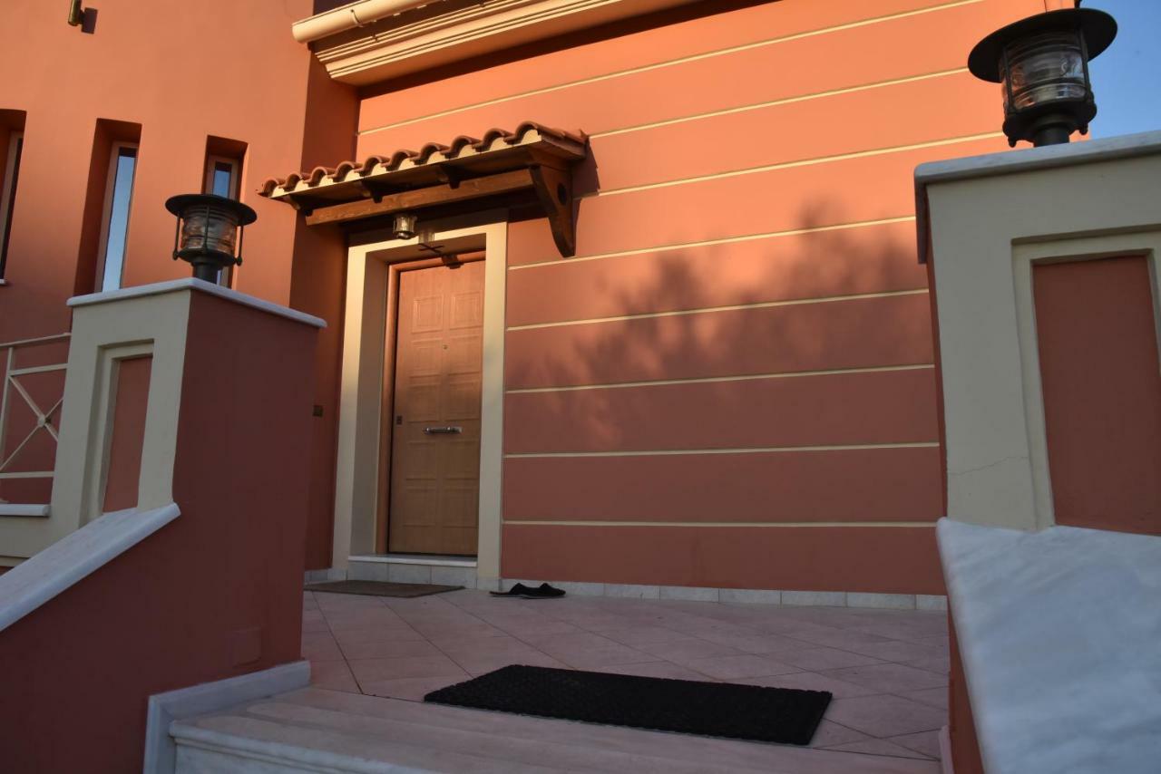 Epavlis Nadine Corfu Gouvia Exterior foto
