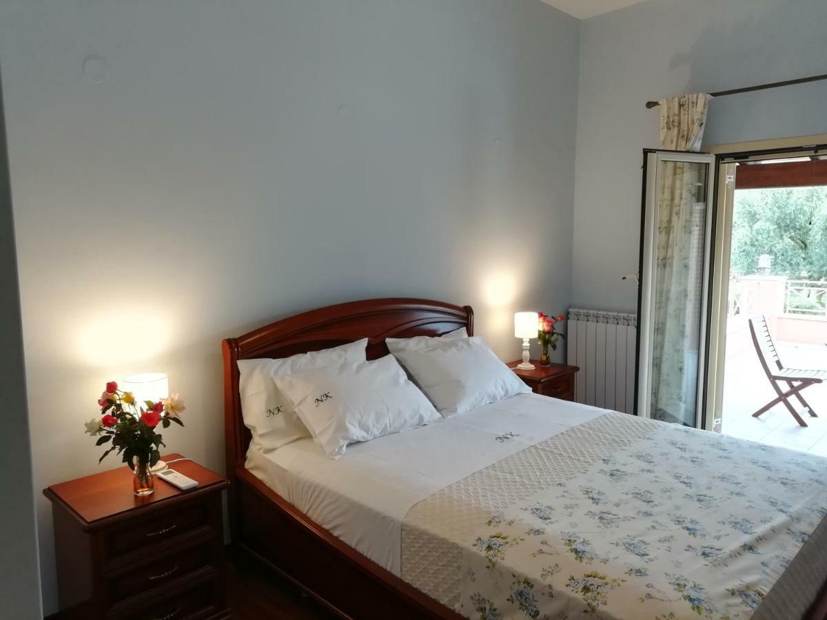 Epavlis Nadine Corfu Gouvia Exterior foto